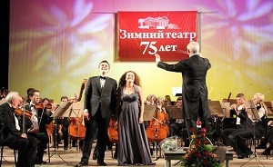 Концерт оркестра под управлением Владимира Спивакова собрал аншлаг