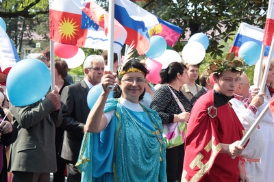 День Весны и Труда сочинцы отметят традиционным парадом и концертом