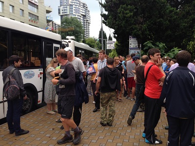 Более 400 волонтеров вышли сегодня на уборку улиц Сочи