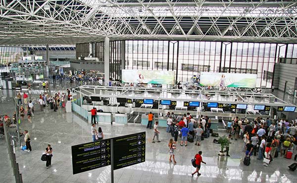 Международный аэропорт Сочи усилил меры профилактики инфекционных заболеваний