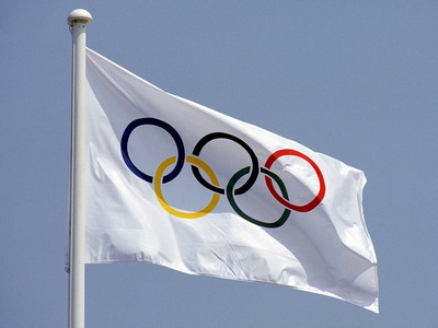 Чемпионы Олимпиады в Сочи передали символическое знамя летней сборной