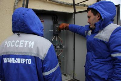 Более 50 фактов незаконного подключения к электросетям выявлено в Сочи с начала года