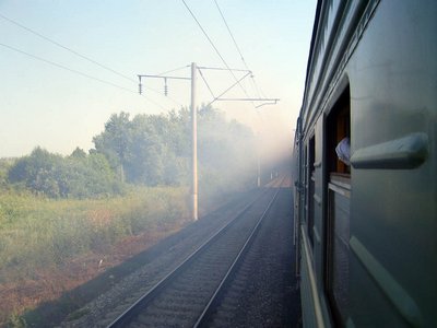 Железнодорожные пейзажи. Комиссия проверила санитарное состояние курорта из окна поезда