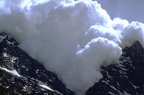 В горах Сочи по-прежнему лавиноопасно 