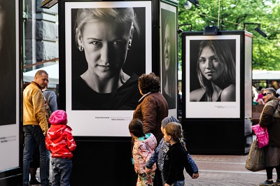 Портреты героев Олимпиады в Сочи украсили улицы Санкт-Петербурга 