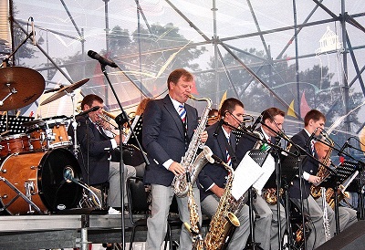  Звезды джаза выступят на Фестивале молодежи и студентов в Сочи