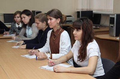 Сочинские студенты написали всекубанский диктант, посвященный 70-летию Победы 