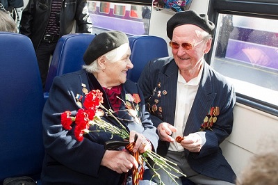 Почет и уважение. Ветераны Великой Отечественной войны в мае смогут бесплатно ездить в поездах 