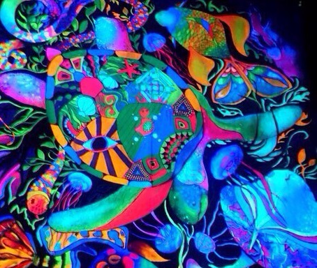Выставка флуоресцентного искусства пройдет в центре Сочи 
