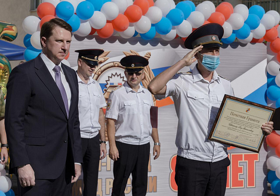Глава Сочи Алексей Копайгородский поздравил сотрудников ГИБДД города с 85-летием с момента образования Госавтоинспекции.