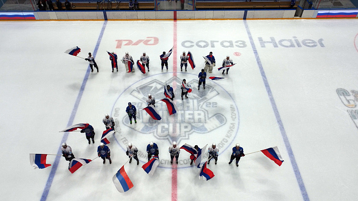 Сочинские хоккеисты присоединились к патриотической акции «Своих не бросаем»