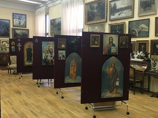 В Сочи открылась экспозиция православных икон