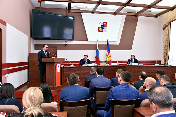 Вениамин Кондратьев представил Совету города исполняющего обязанности мэра Сочи