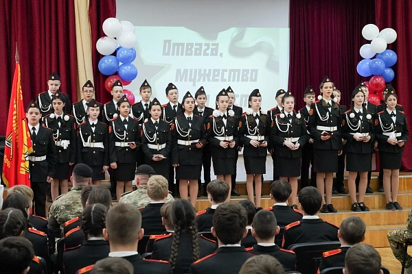 В Сочи состоялось торжественное посвящение школьников в кадеты