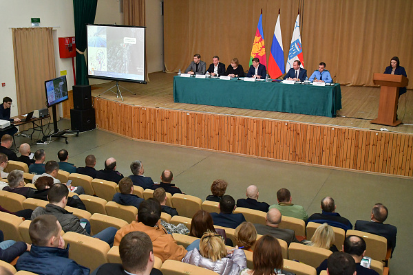 В Сочи на сходе граждан ТОС «КСМ» обсудили концепцию развития территории 