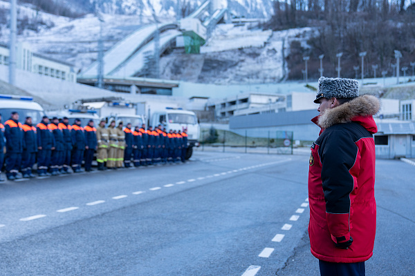 В Сочи прошел смотр сил и средств аварийно-спасательных формирований, задействованных в проведении горнолыжного сезона