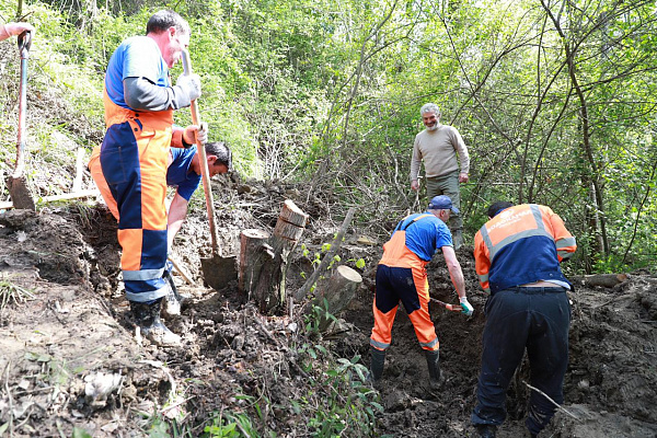 Водоснабжение в Хостинском районе Сочи восстановлено после крупной аварии