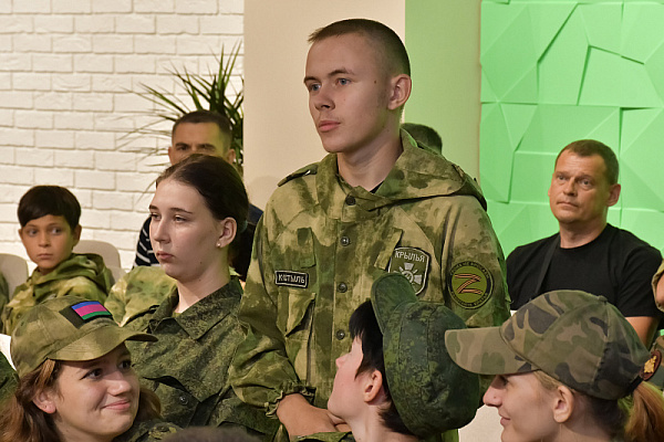 В 2023 году участие во всероссийском проекте «Диалог с Героями» примут около 4000 молодых сочинцев