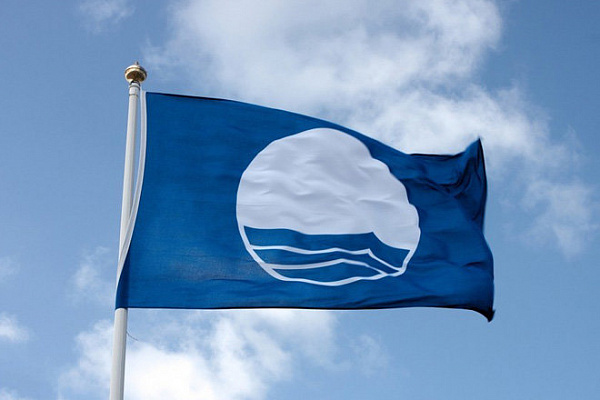 Более 20-ти сочинских пляжей получат экологический сертификат «Голубой флаг»