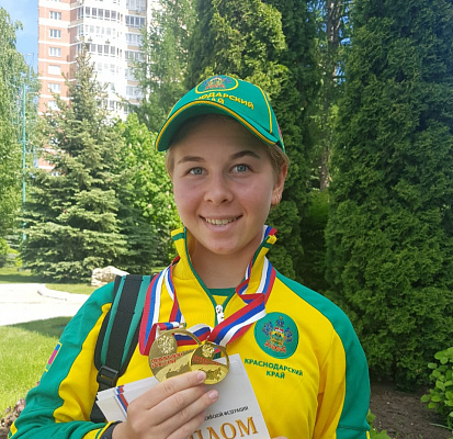 Победительница Сурдлимпиады-2017 сочинка Полина Смирнова стала абсолютной чемпионкой России 