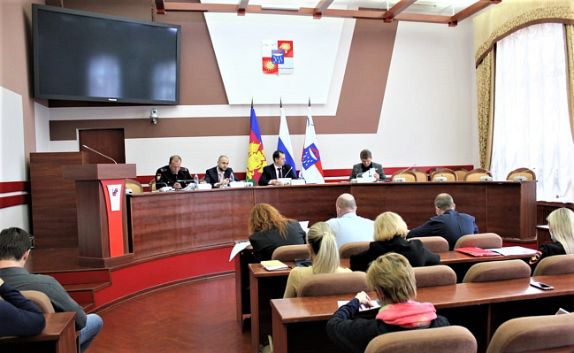 В администрации Сочи состоялось заседание координационной комиссии по профилактике правонарушений