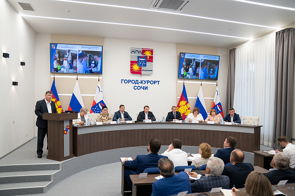 На планерном совещании под председательством главы Сочи Алексея Копайгородского обсудили меры социальной поддержки ряда категорий граждан
