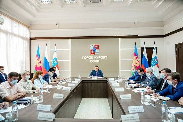 Мэр Сочи Алексей Копайгородский провел заседание городского оперативного штаба по коронавирусу