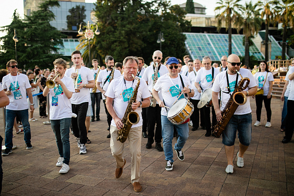В Сочи 15 сентября пройдет джазовый парад и открытый Гала-концерт в рамках XIII Международного фестиваля «Sochi Jazz Festival»