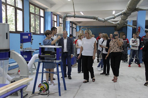 В Сочинском профессиональном техникуме открылась новая мастерская по нацпроекту  «Образование»