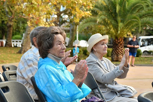 В Сочи в международный День пожилых людей пройдет порядка 90 мероприятий 