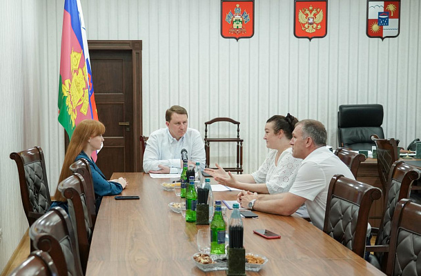Глава города Алексей Копайгородский провел рабочую встречу с новым руководителем Сочинского национального парка Михаилом Лапиным