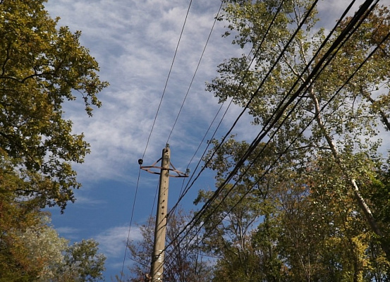 Требующая ремонта линия электропередач в Сочи передана на обслуживание электросетям