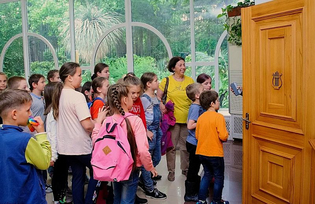 Для школьников в Сочи на весенние каникулы подготовлена культурно-образовательная программа