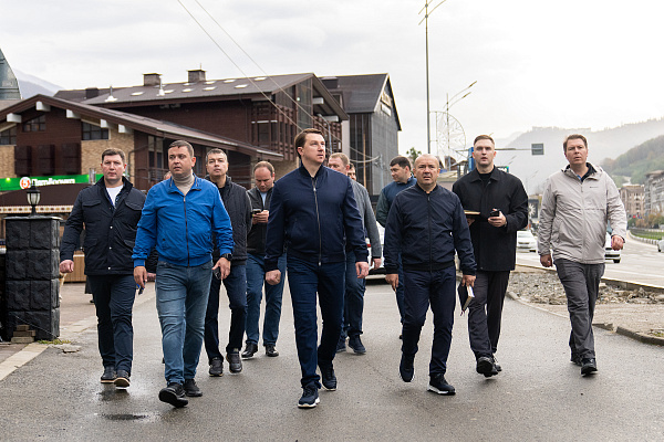 Алексей Копайгородский: Готовность нового пешеходного маршрута в горном кластере Сочи – более 50%