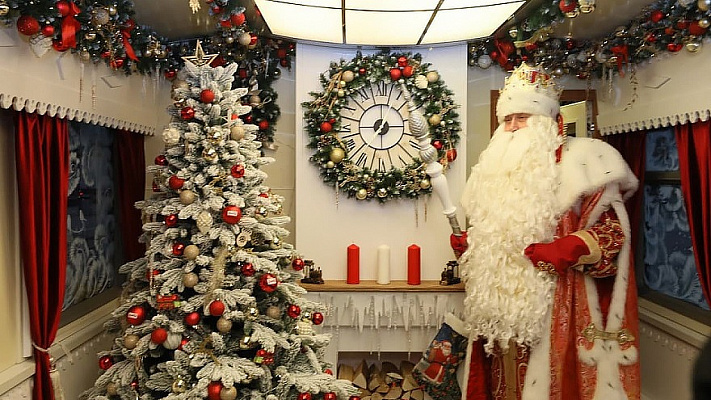 Поезд Деда Мороза из Великого Устюга встретили в Сочи