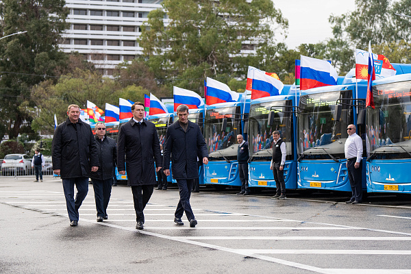 В Сочи поступила крупная партия автобусов на экотопливе